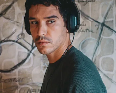 Ghost Trail Critique: A Chilling Depiction of Pain and Paranoia as a Syrian Refugee Pursues His Torturer